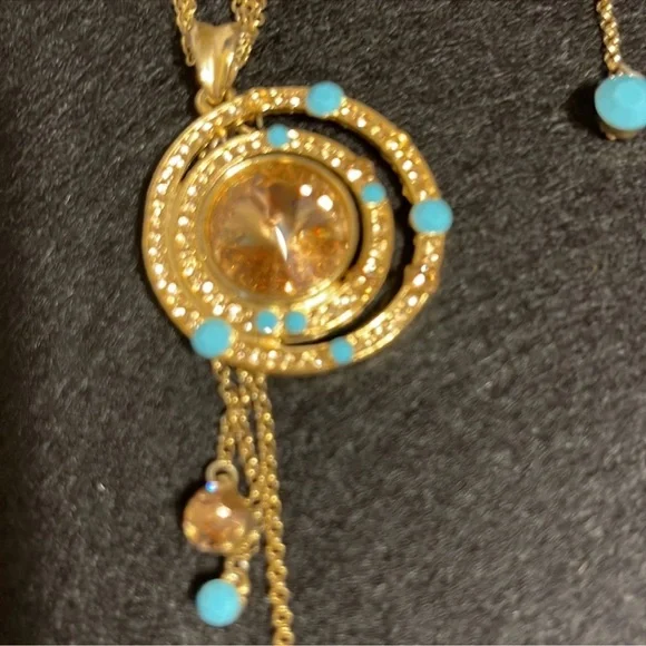 Gold and Turquoise Jewelry Set - Picture 9 of 10